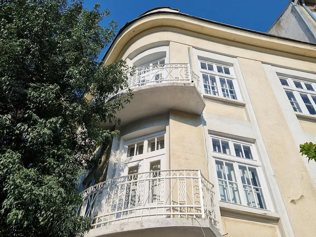 Lambo'S Corner Varna - Guest Rooms 0*,  Bułgaria