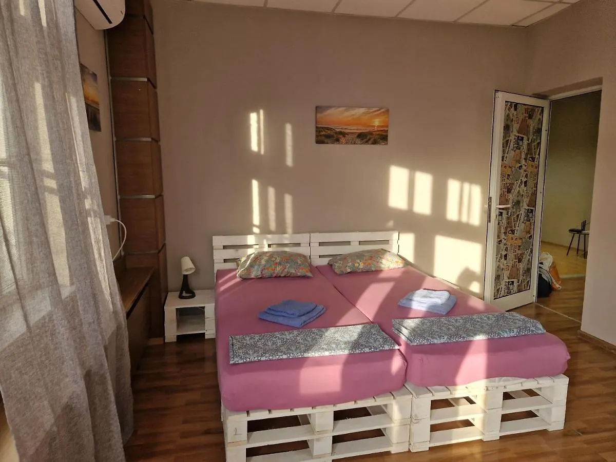 Lambo'S Corner Varna - Guest Rooms Pensjonat