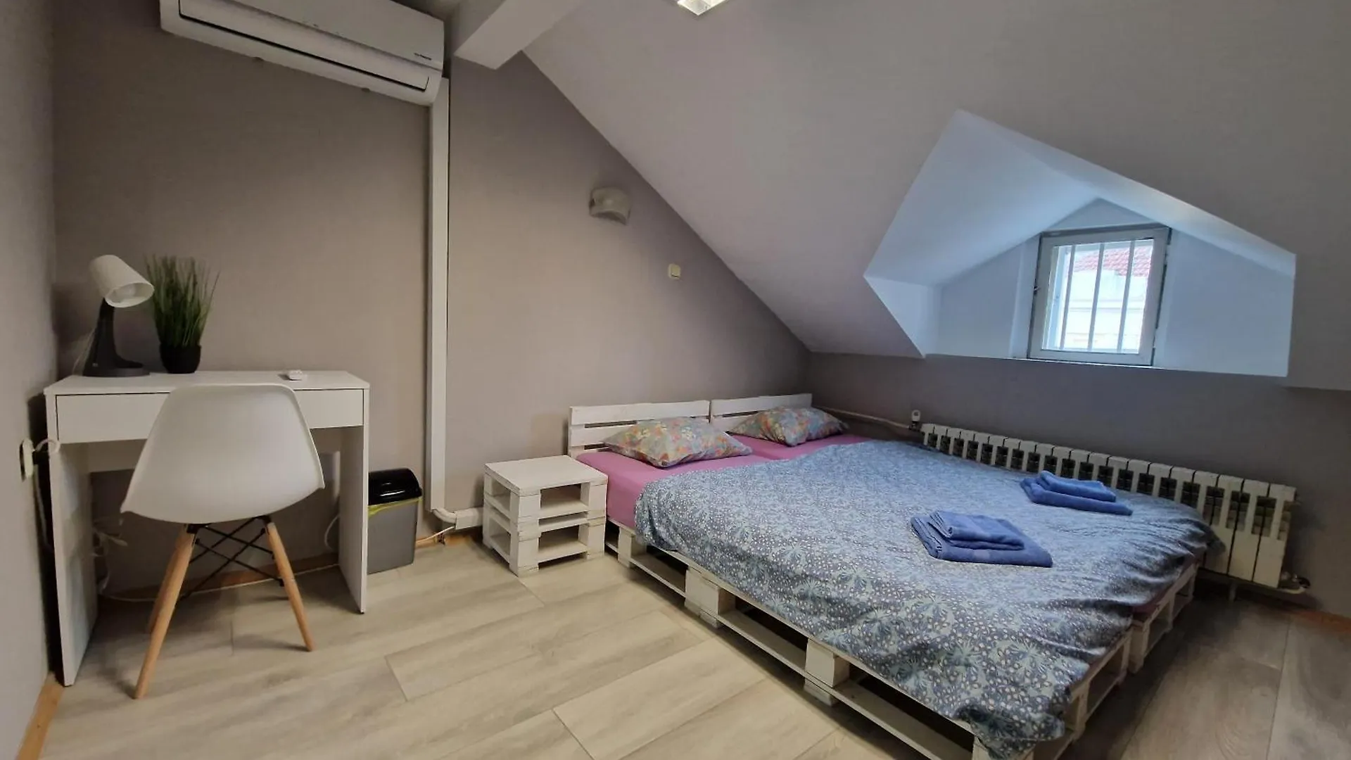 Lambo'S Corner Varna - Guest Rooms