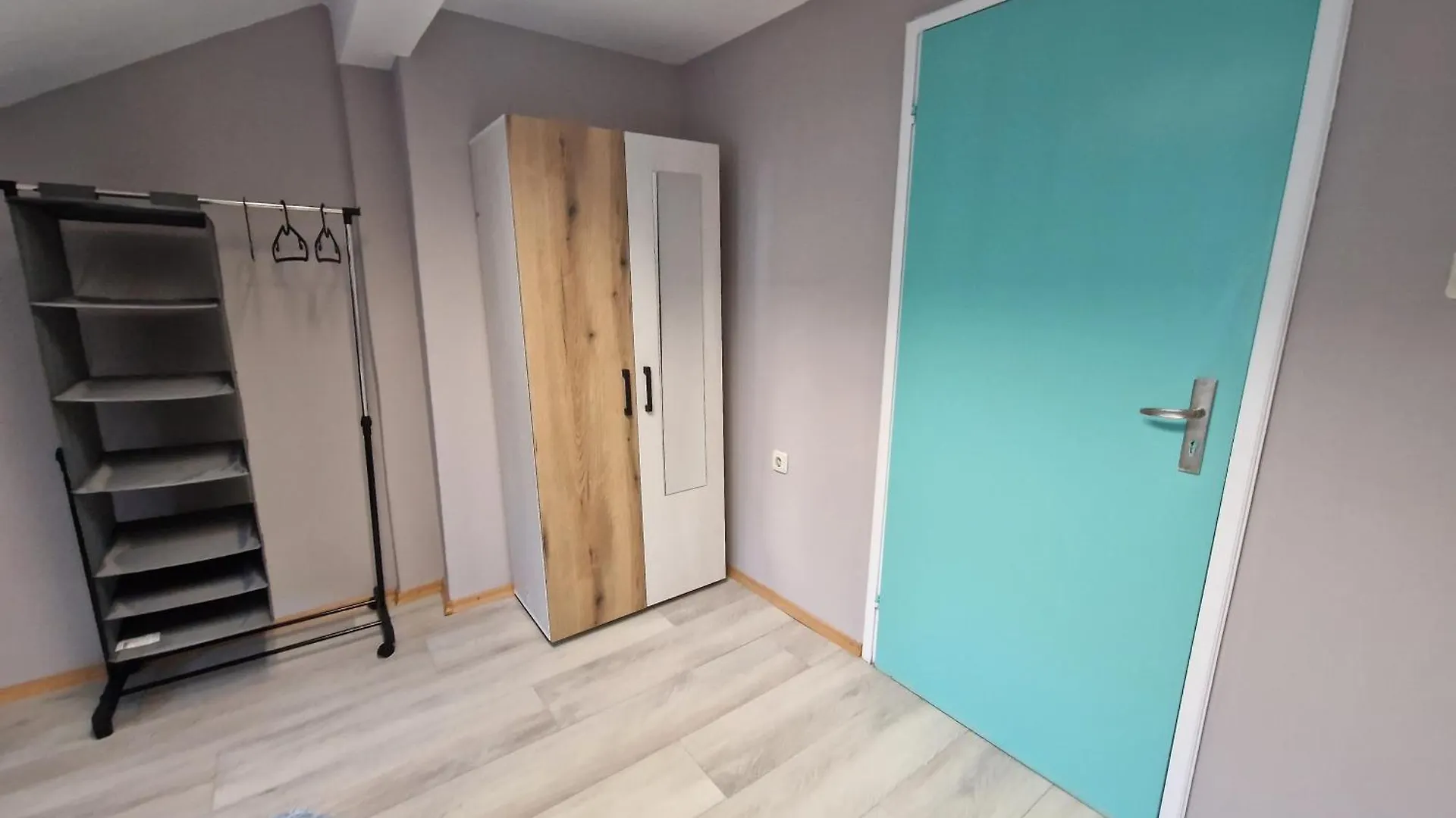 Lambo'S Corner Varna - Guest Rooms Pensjonat