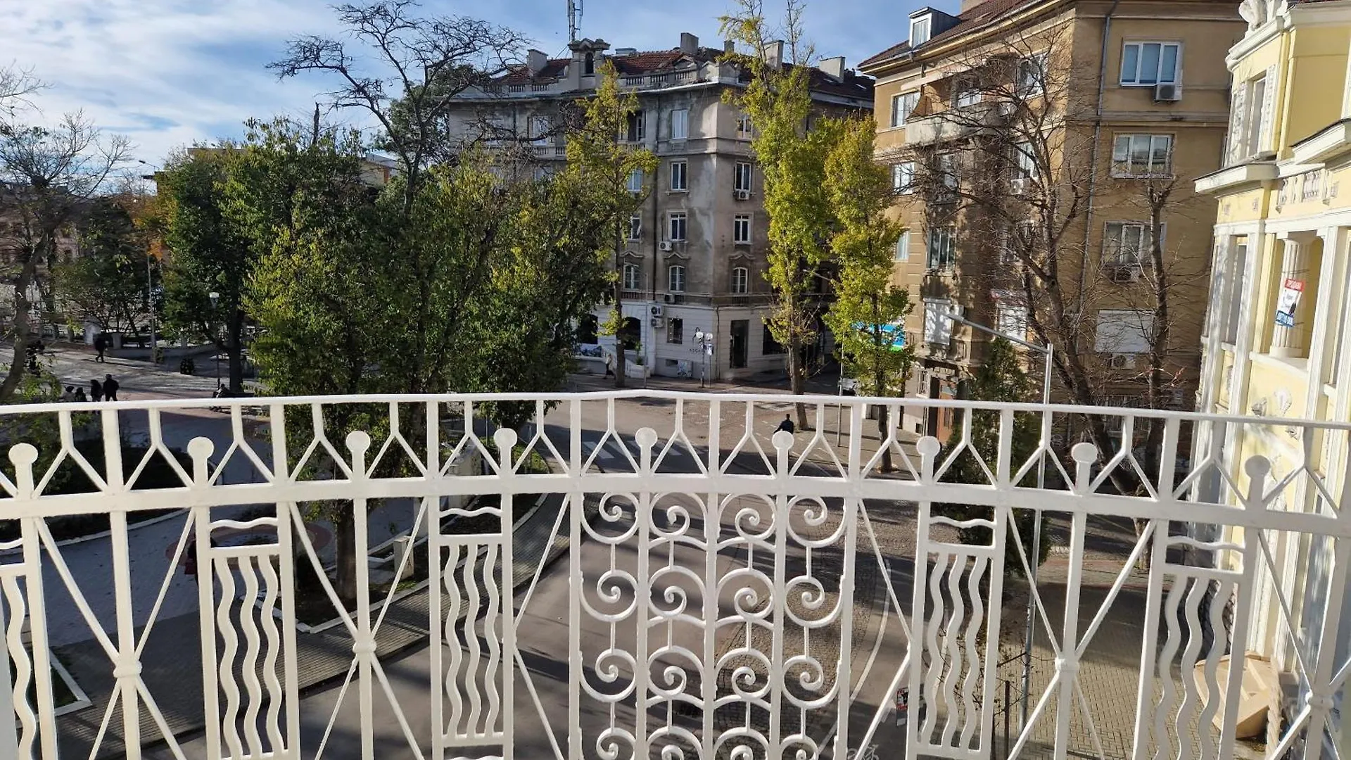 Lambo'S Corner Varna - Guest Rooms Pensjonat
