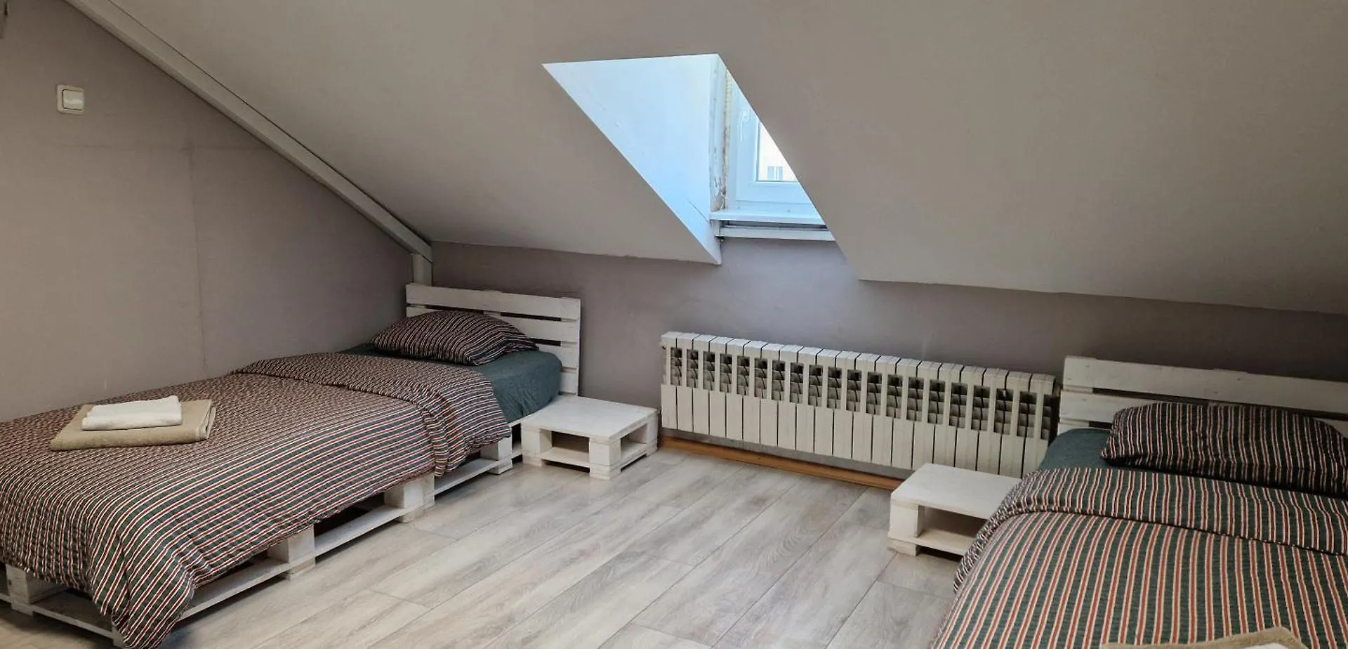 Lambo'S Corner Varna - Guest Rooms