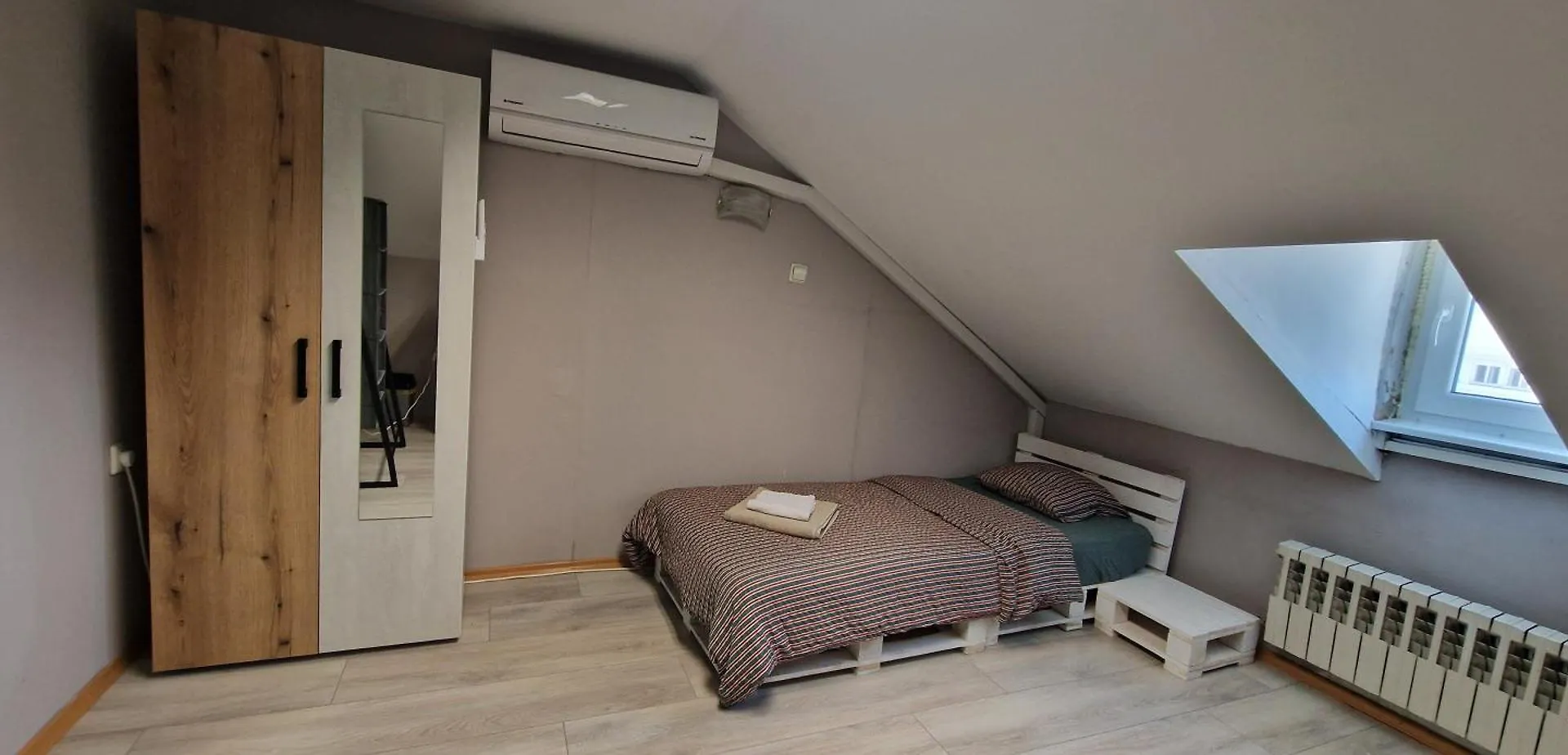 Lambo'S Corner Varna - Guest Rooms 0*,  Bułgaria