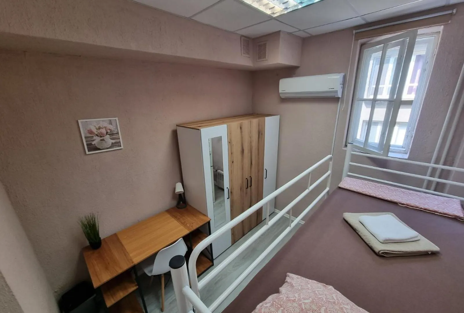 Lambo'S Corner Varna - Guest Rooms