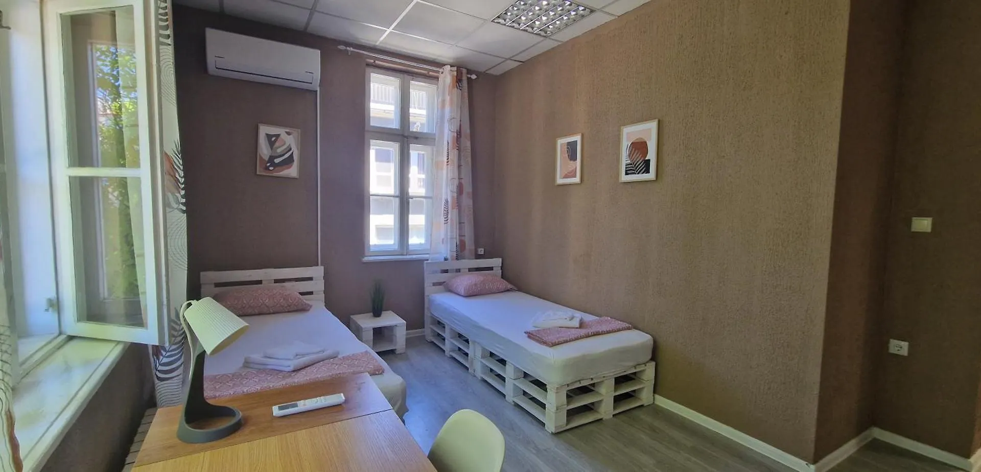 Lambo'S Corner Varna - Guest Rooms Pensjonat